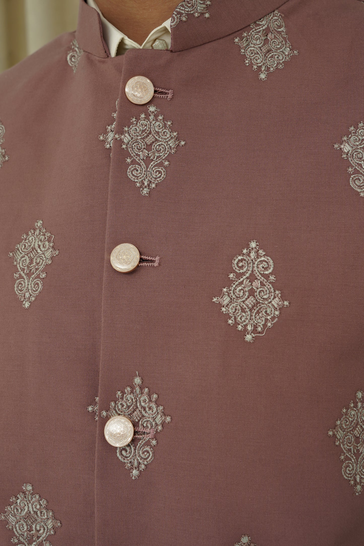 RED EMBROIDERY MEN'S WAIST COAT