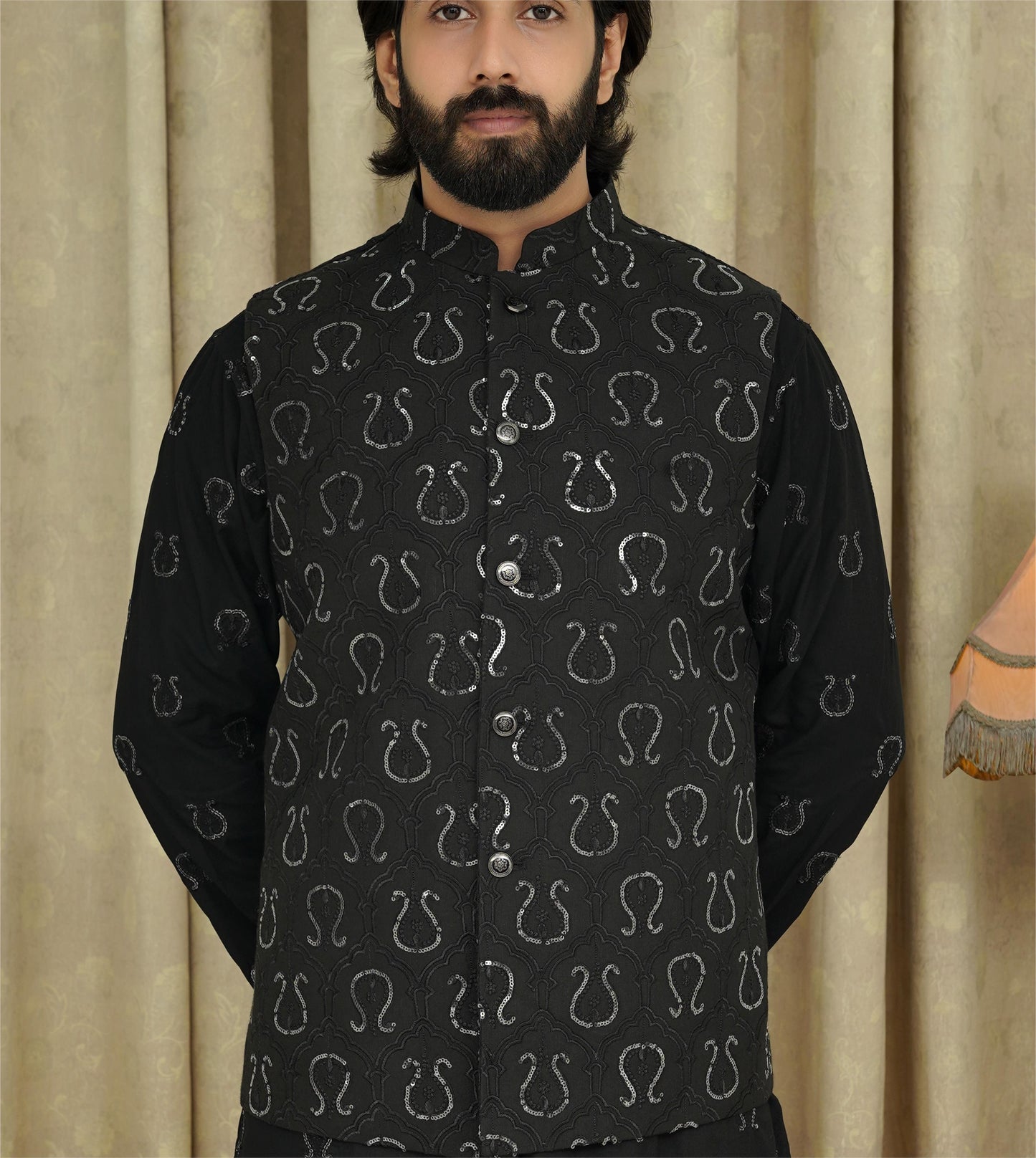 BLACK SEQUENCE EMBROIDERY MEN'S WAIST COAT
