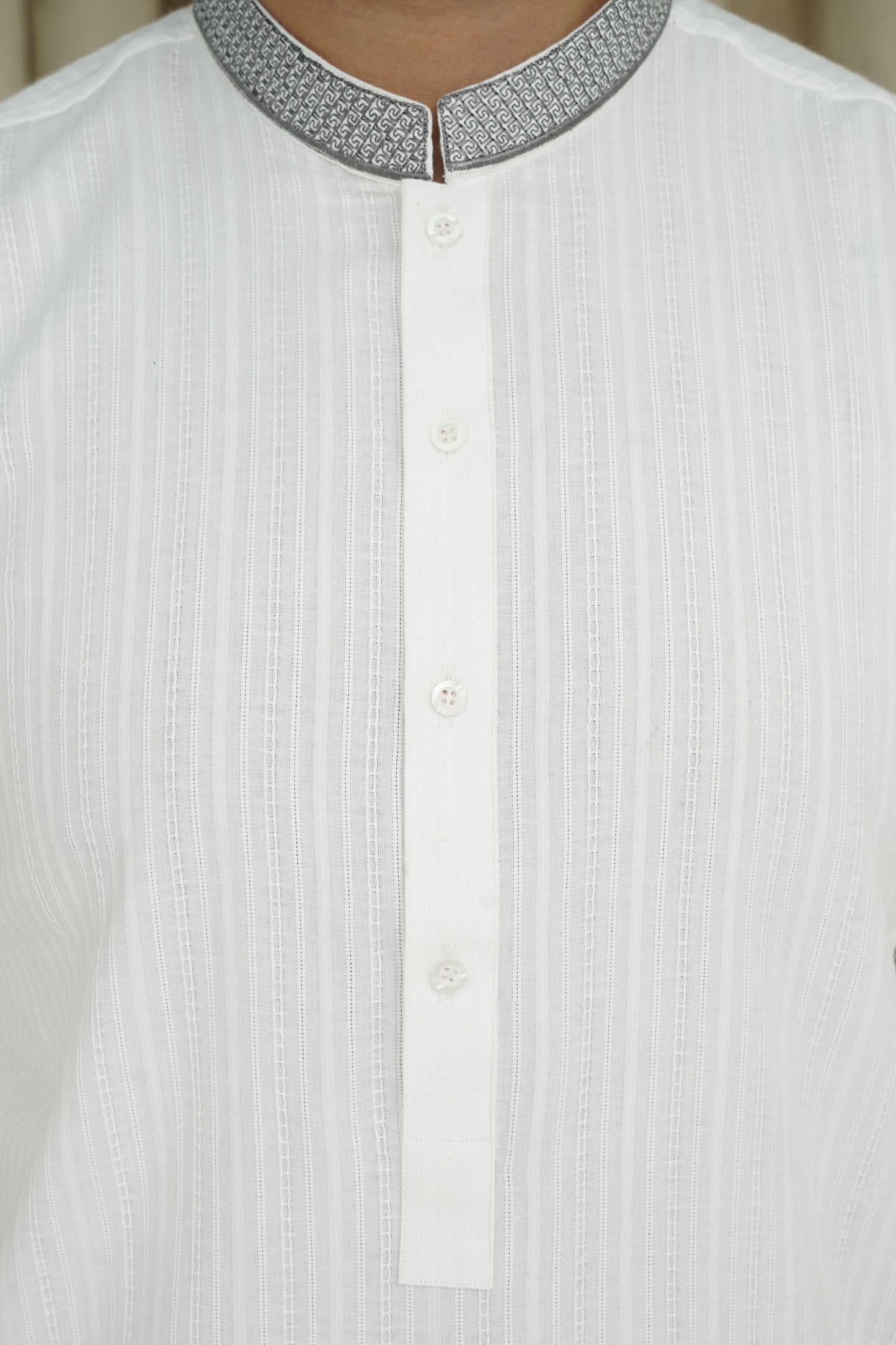 WHITE LAWN MEN'S KURTA