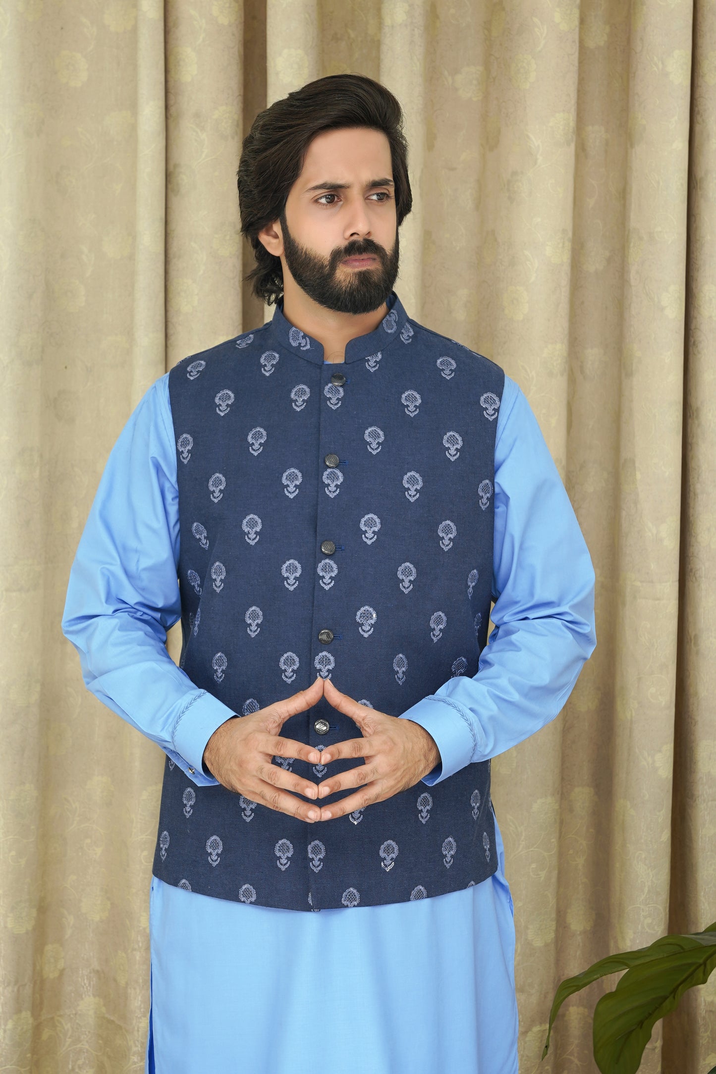 BLUE EMBROIDERY MEN'S WAIST COAT