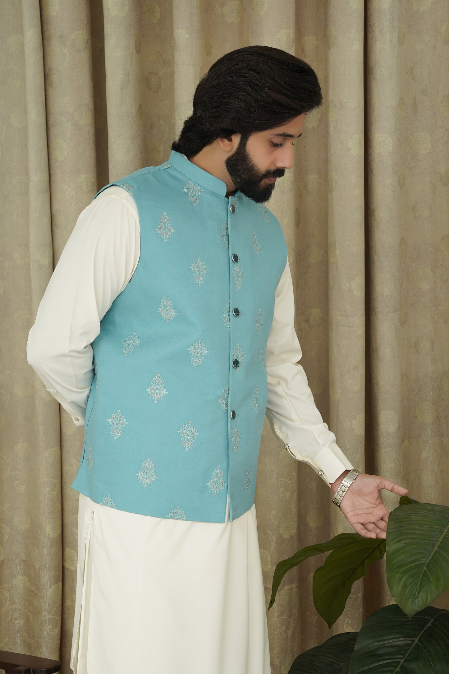 FEROZI EMBROIDERY MEN'S WAIST COAT