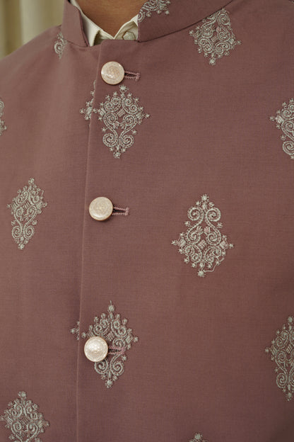 RED EMBROIDERY MEN'S WAIST COAT