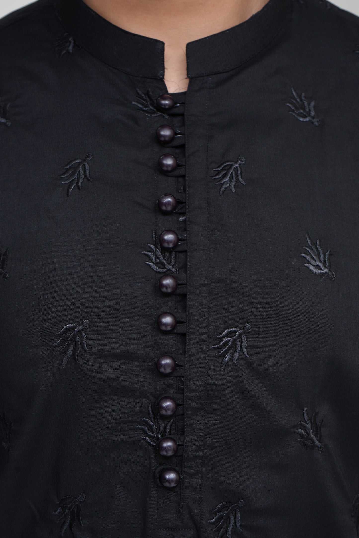 JET BLACK EMBROIDED MEN'S KURTA