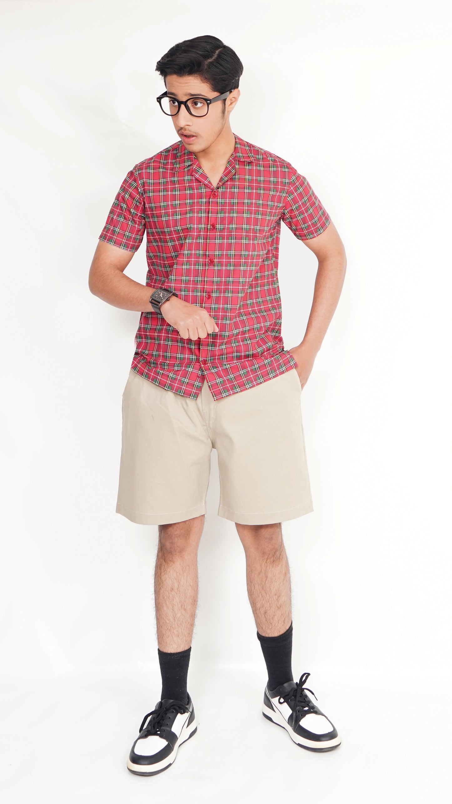 MEN'S RED PRINT SAFARI SHIRT AND CAMAL COLOR NEEKER