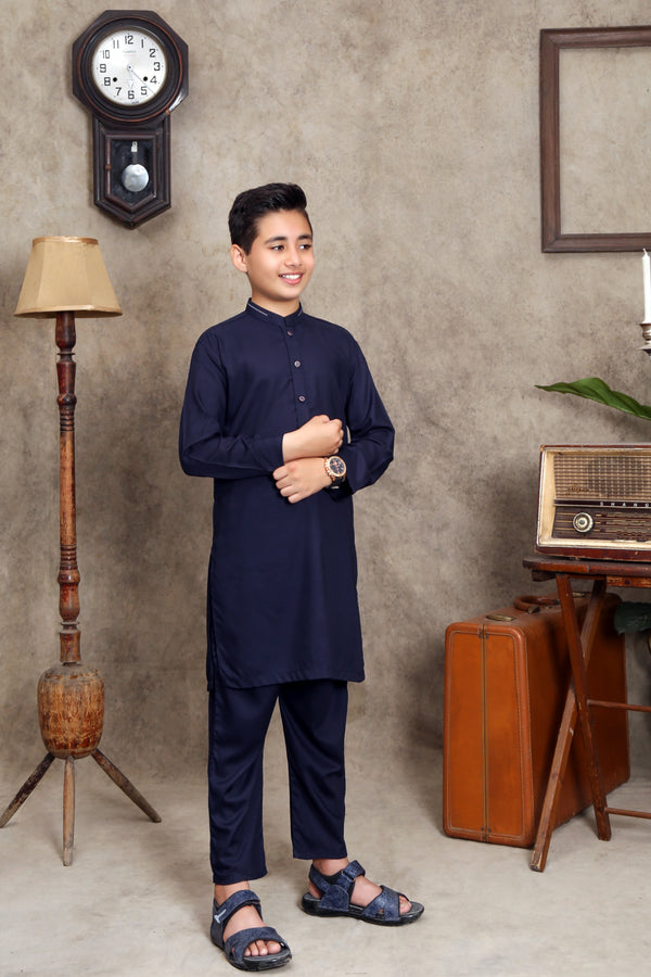Dunkelblauer Kinder-Salwar-Kameez zum Waschen und Tragen mit goldenen Knöpfen