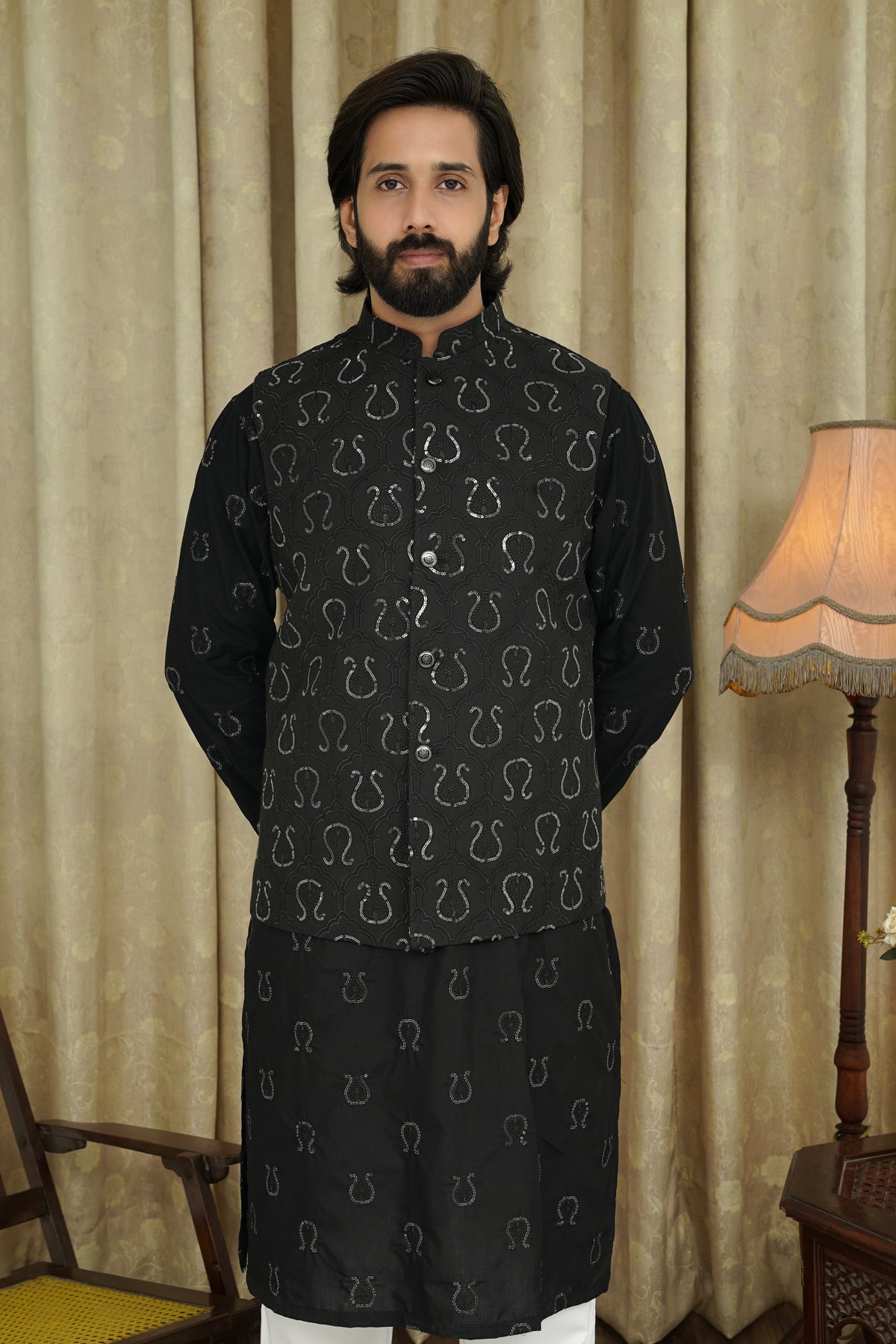 BLACK SEQUENCE EMBROIDERY  MEN'S WAIST COAT