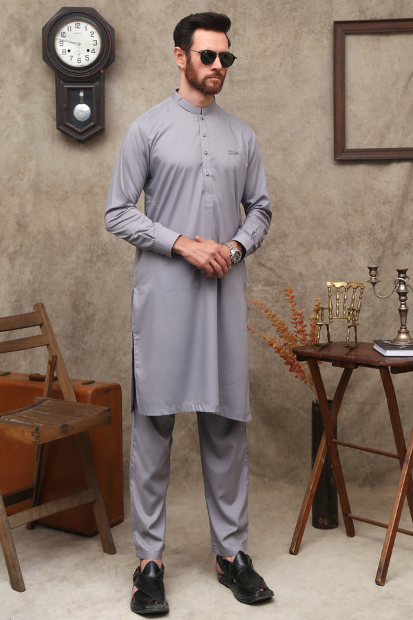 HELLGRAUER WASCH- UND TRAGEFERTIGER SHALWAR KAMEEZ FÜR HERREN